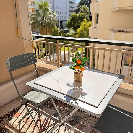 Le Riviera Rue D'antibes Et Palais Des Festival Apartmán *