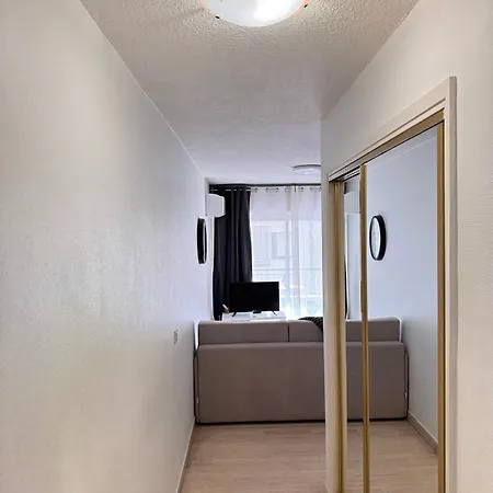 Le Riviera Rue D'antibes Et Palais Des Festival Apartmán